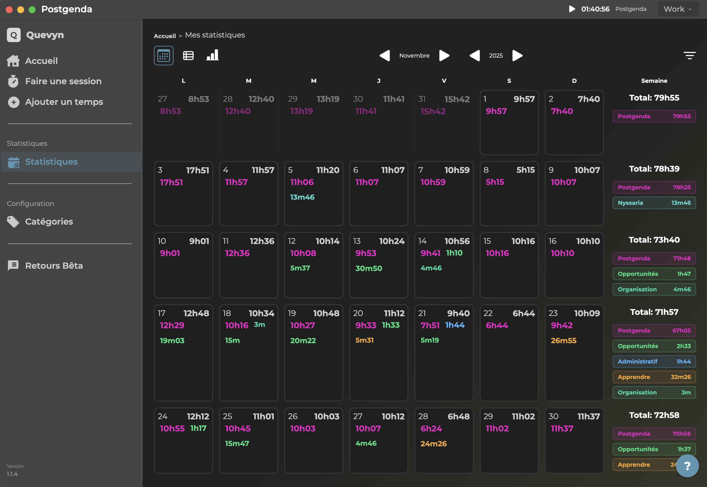 Calendrier de Postgenda montrant la vue mensuelle des heures enregistrées